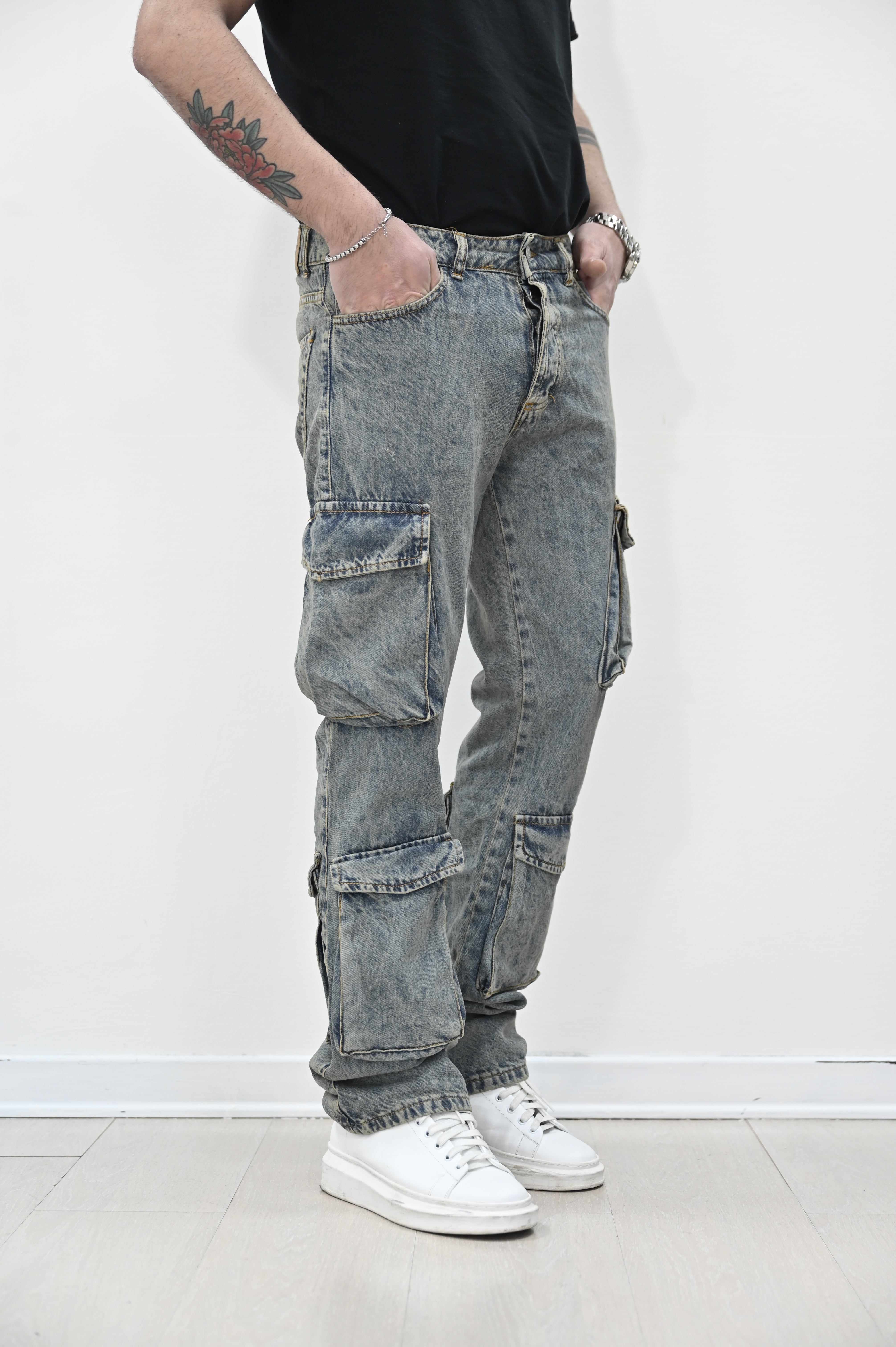 Jeans cargo sabbiato