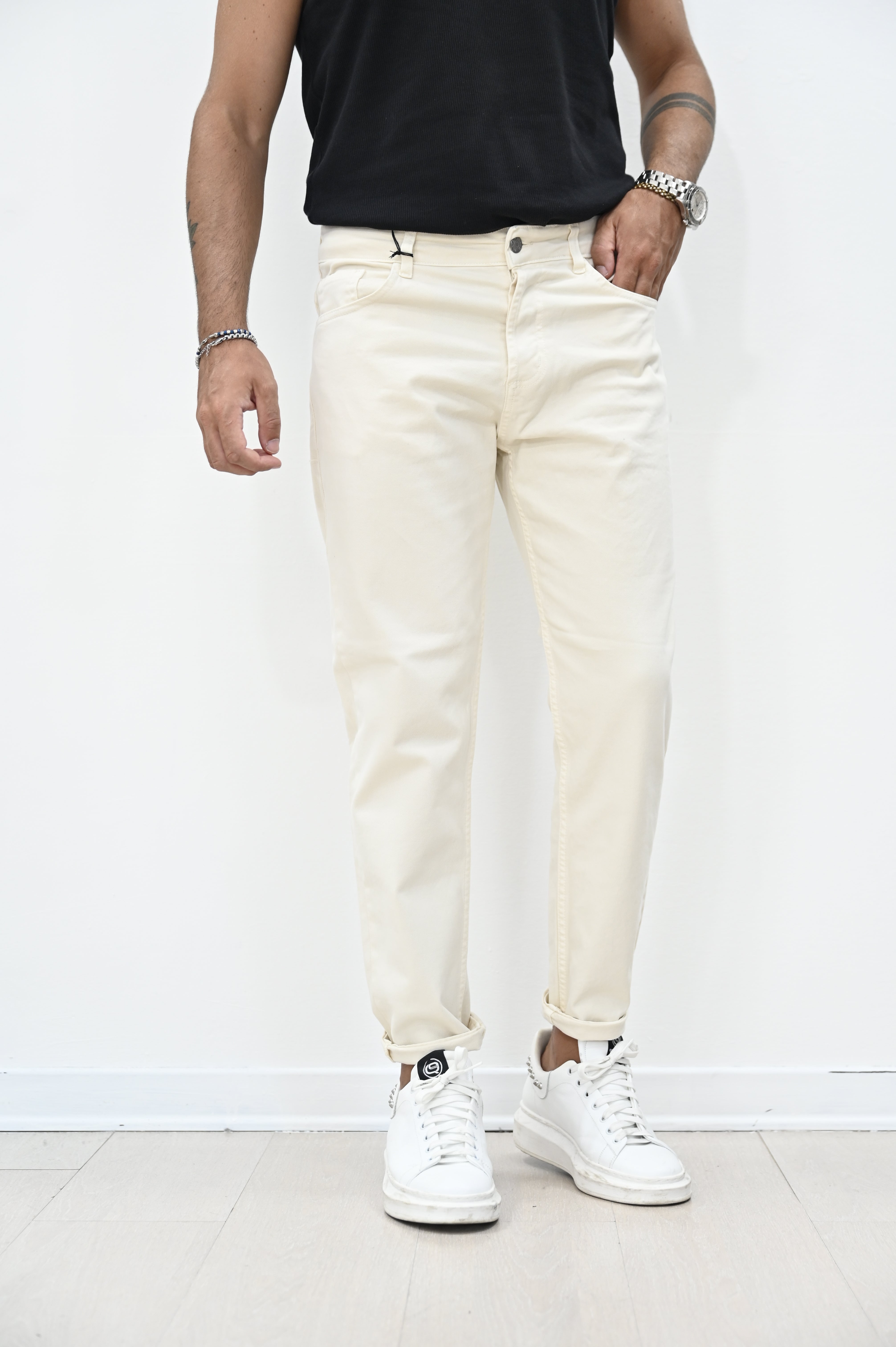 Jeans carrot fit crema